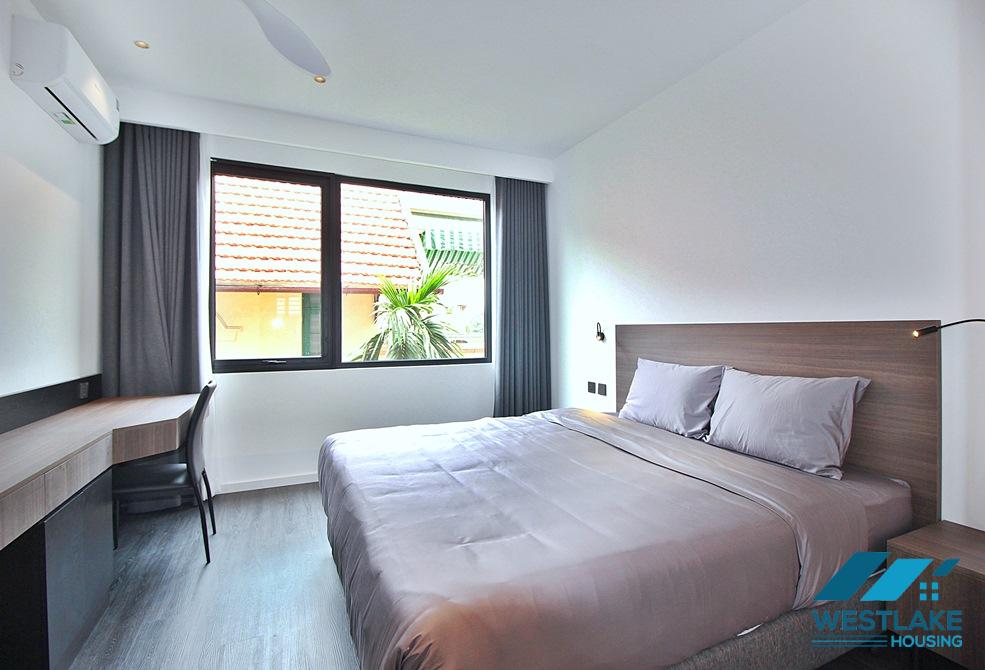 Renovated 3 bedrooms apartment with lake view for rent in Quang Khanh st, Tay Ho