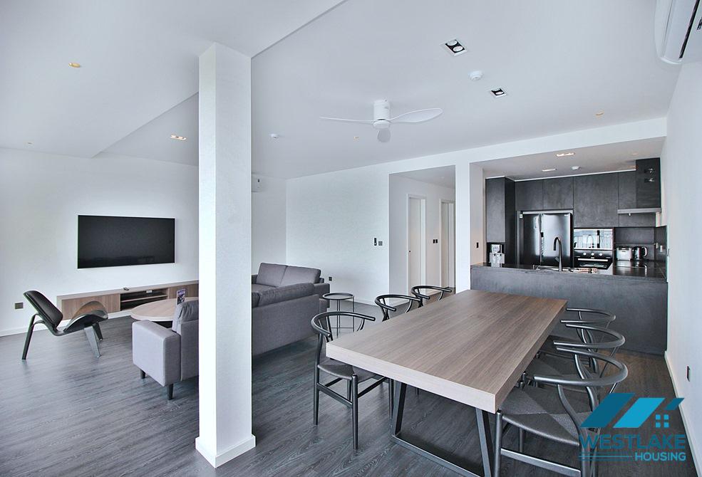 Renovated 3 bedrooms apartment with lake view for rent in Quang Khanh st, Tay Ho