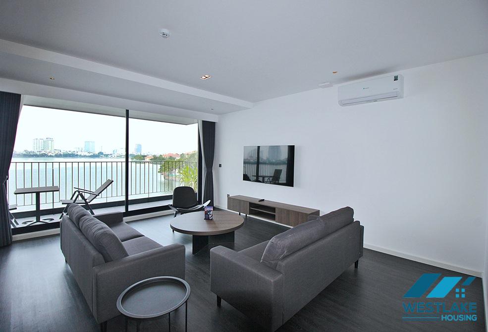 Renovated 3 bedrooms apartment with lake view for rent in Quang Khanh st, Tay Ho