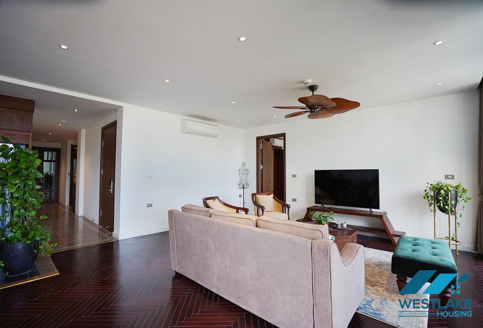 High quality 04 bedrooms apartment for rent in Hoan Kiem area, Ha Noi
