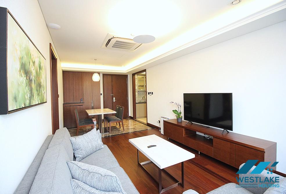 Beautiful and good quality one bedroom apartment for rent on Truc Bach Street, Ba Dinh, Ha Noi