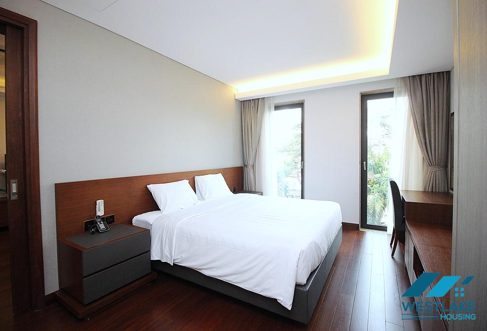 Beautiful and good quality one bedroom apartment for rent on Truc Bach Street, Ba Dinh, Ha Noi