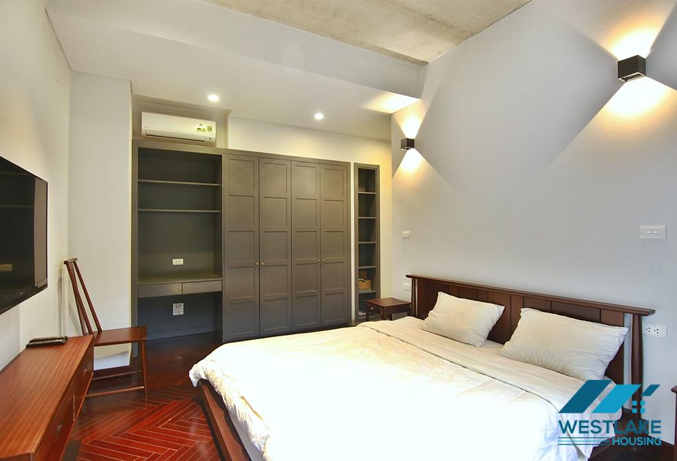 Good quality and beautiful 02 bedrooms apartment for rent on Tu Hoa Street, Tay Ho, Ha Noi