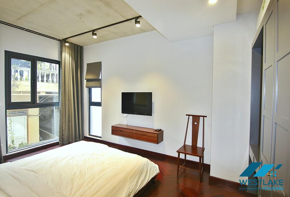 Good quality and beautiful 02 bedrooms apartment for rent on Tu Hoa Street, Tay Ho, Ha Noi