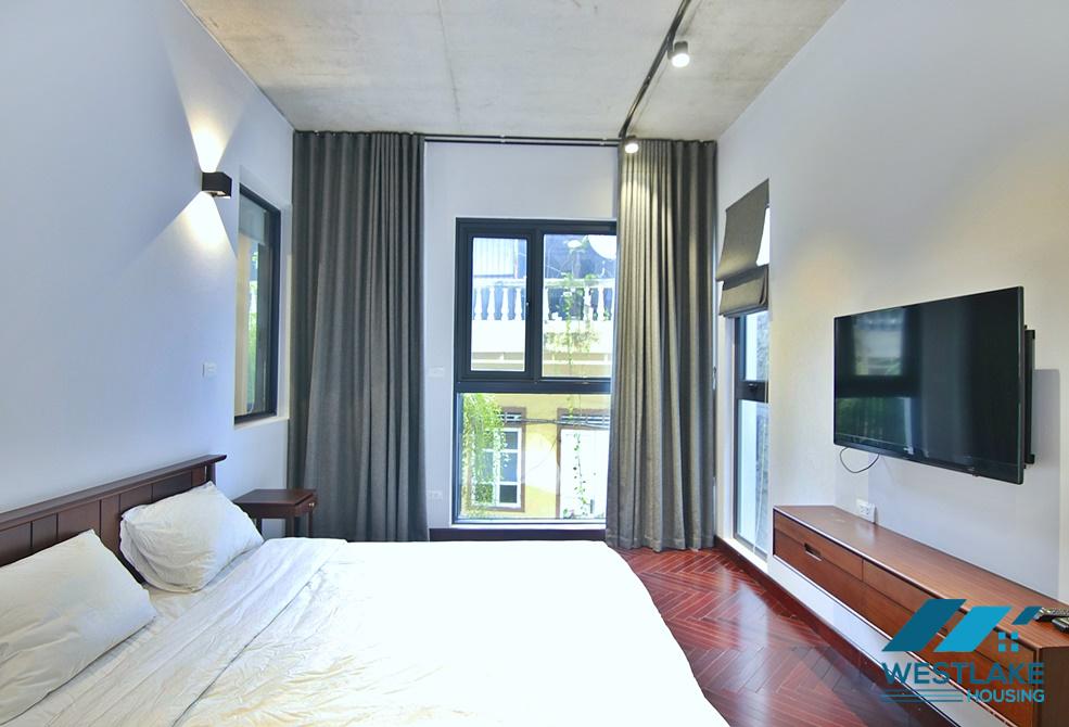 Good quality and beautiful 02 bedrooms apartment for rent on Tu Hoa Street, Tay Ho, Ha Noi