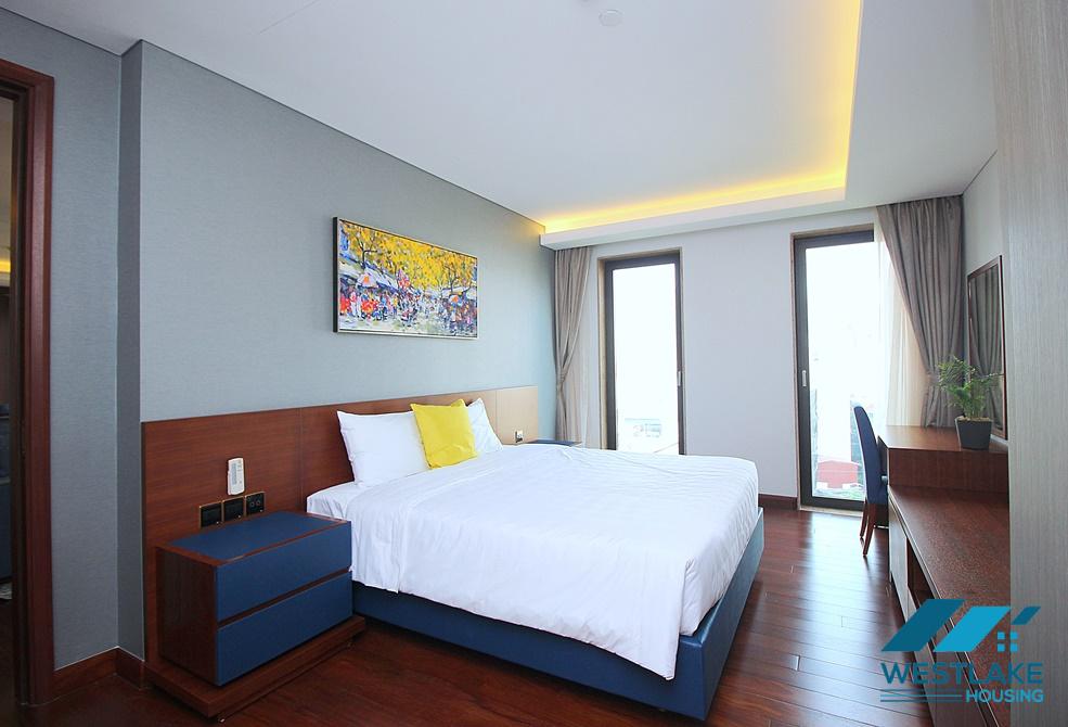 A beautiful two bedrooms apartment for rent in Truc Bach area, Ba Dinh, Ha Noi