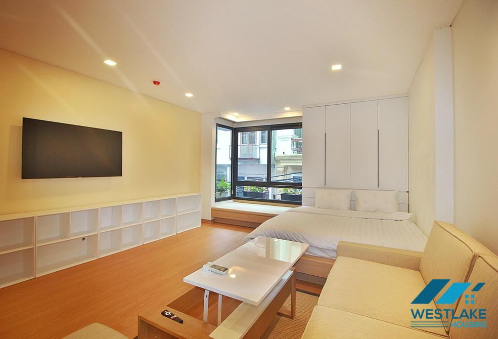Cho Thuê Căn Hộ Studio Mới, Đẹp  Hiện Đại Tại Phố Xuân Diệu, Tây Hồ, Hà Nội