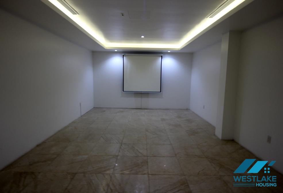 Newly renovated modern villa for rent in Vinhomes Riverside Long Bien