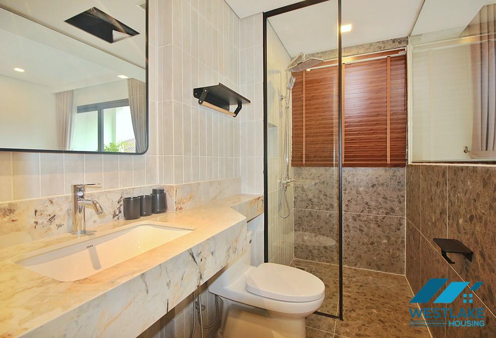 Căn Hộ 2 Phòng Ngủ Hoàn Toàn Mới Cho Thuê Tại Xuân Diệu, Tây Hồ, Hà Nội