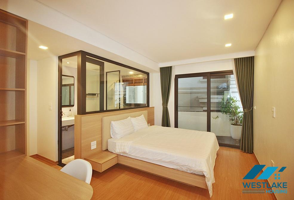 Căn Hộ 2 Phòng Ngủ Hoàn Toàn Mới Cho Thuê Tại Xuân Diệu, Tây Hồ, Hà Nội
