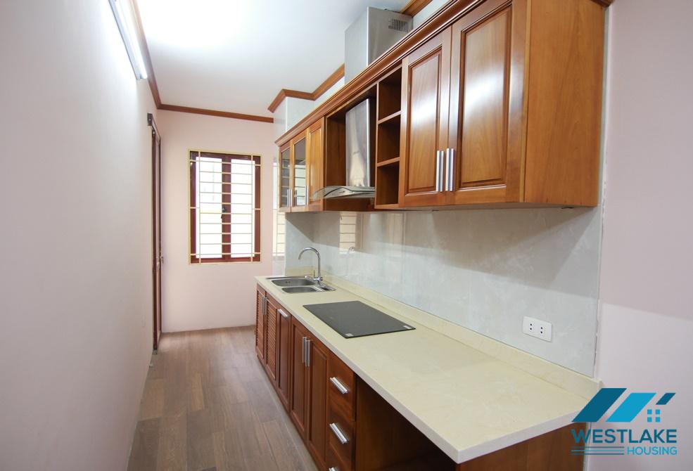 A spacious 2 bedroom apartment for rent in Trich sai, Tayho