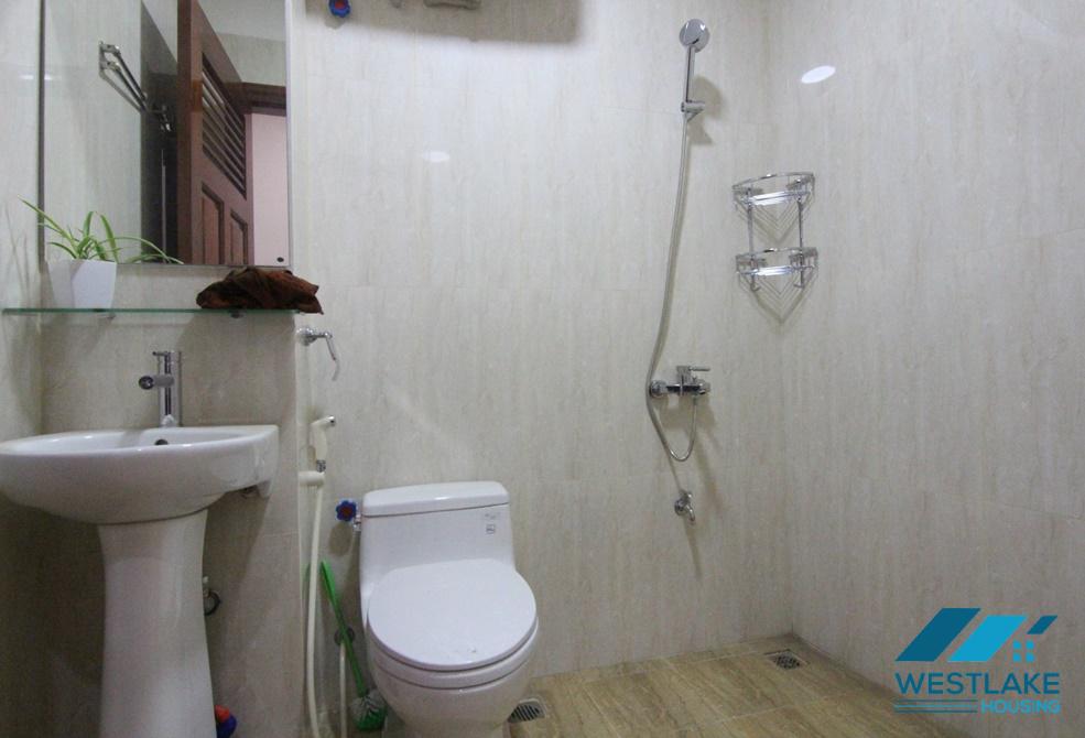 A lakeside 2 bedroom apartment for rent in Trich sai, Tay ho