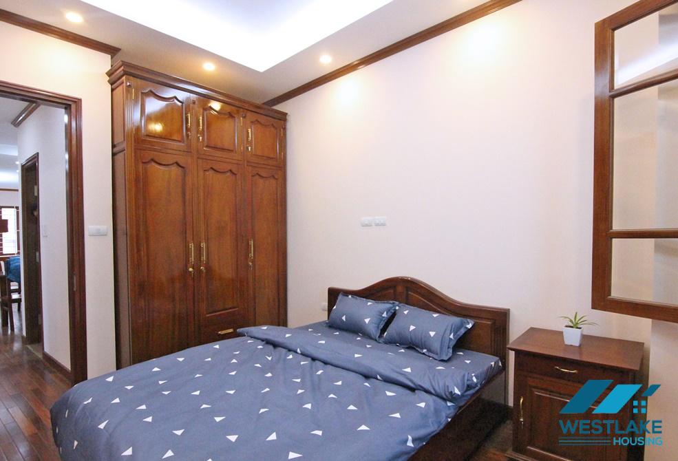 A lakeside 2 bedroom apartment for rent in Trich sai, Tay ho