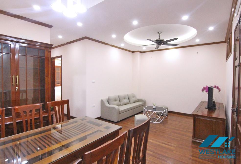 A lakeside 2 bedroom apartment for rent in Trich sai, Tay ho