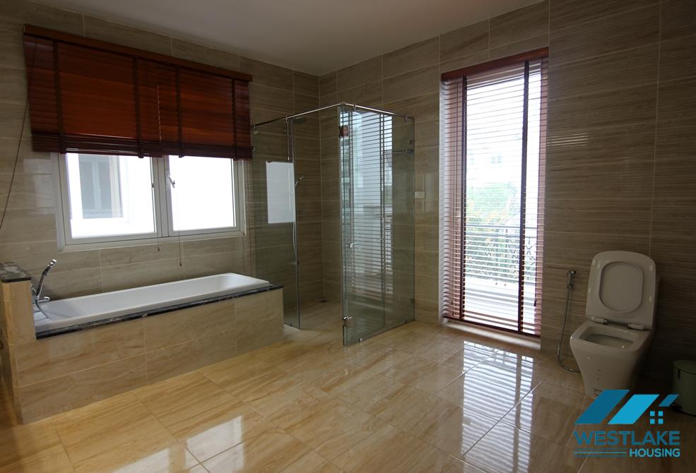 Biệt thự cho thuê tại khu Hoa Phượng Vinhomes Riverside Long Biên.