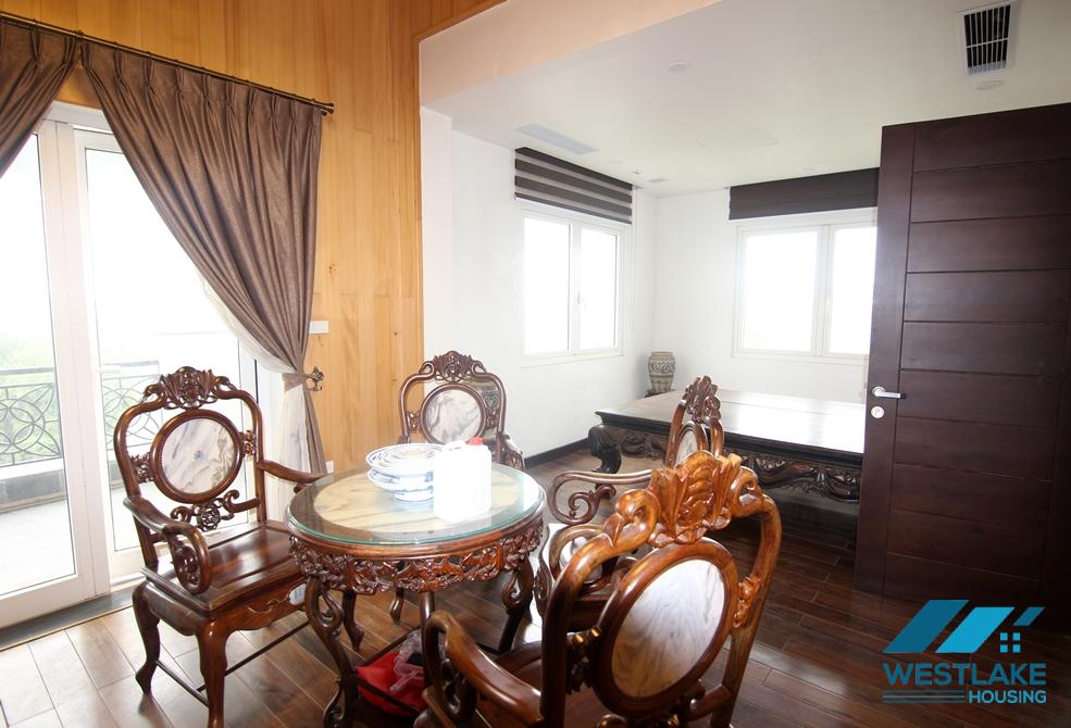 Biệt thự đẹp cho thuê tại Vinhomes riverside Long Biên.