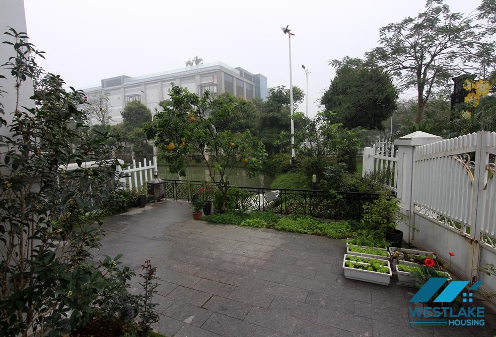 Biệt thự đẹp cho thuê tại Vinhomes riverside Long Biên.