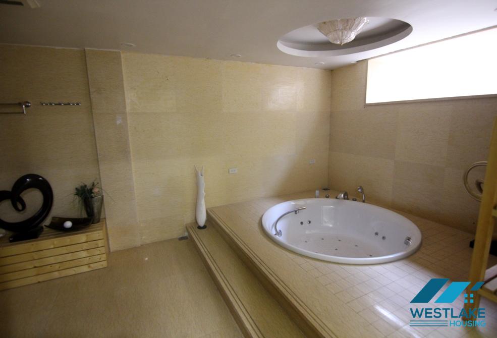 Biệt thự đẹp cho thuê tại Vinhomes riverside Long Biên.