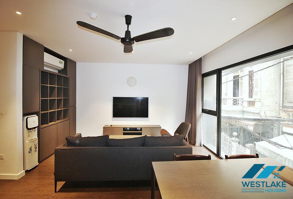 Affordable price and modern 02 bedrooms apartment for rent on Xuan Dieu street, Tay Ho, Ha Noi
