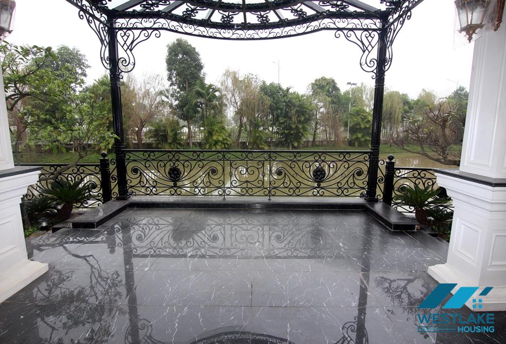 Biệt thự sang trọng cho thuê tại Vinhomes riverside Long Biên