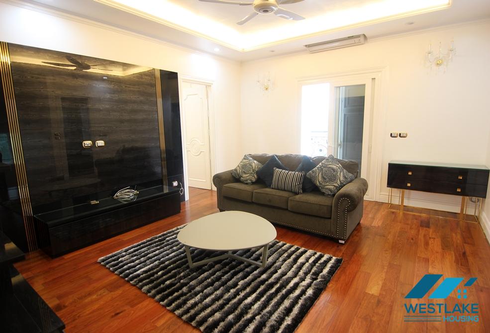 Biệt thự sang trọng cho thuê tại Vinhomes riverside Long Biên