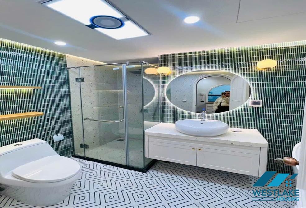 Cho thuê căn hộ Penthouse tại tòa nhà One 18 Ngọc Lâm