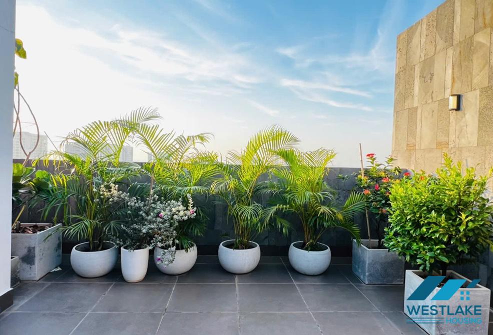 Cho thuê căn hộ Penthouse tại tòa nhà One 18 Ngọc Lâm