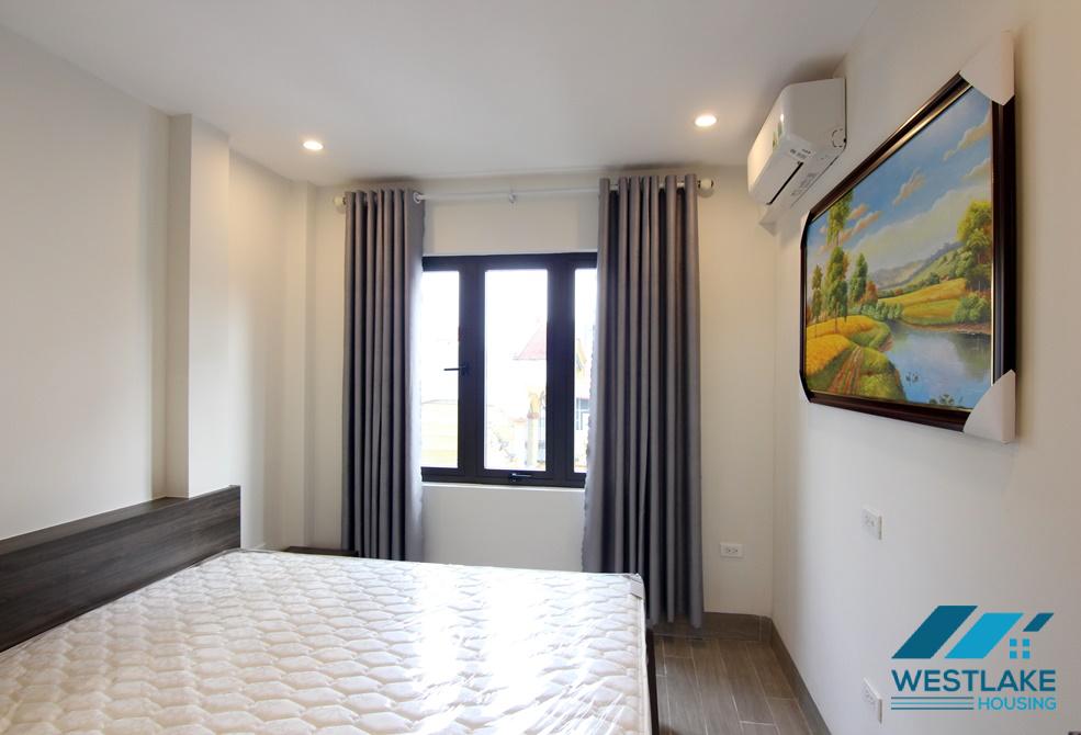 Two bedrooms serviced apartment for rent in Au Co, Tay Ho district.