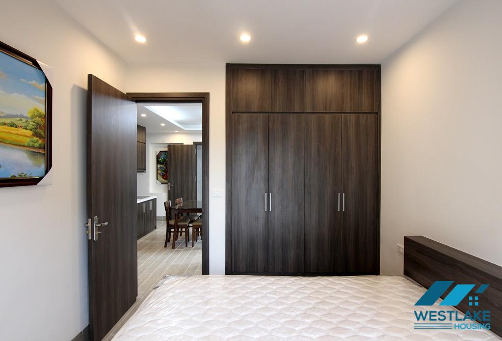 Two bedrooms serviced apartment for rent in Au Co, Tay Ho district.