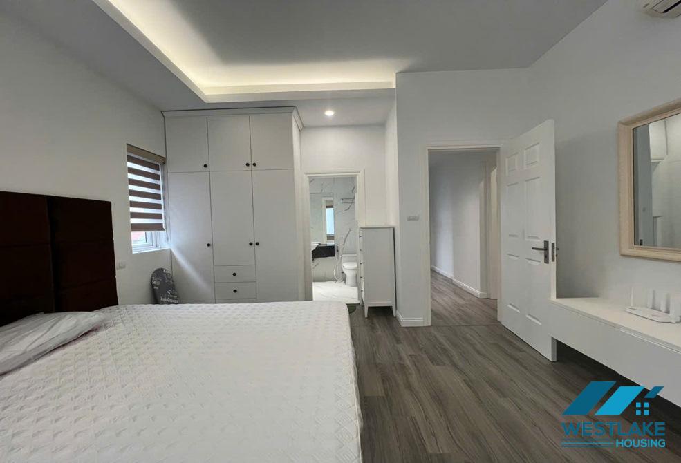 Beautiful 02 bedrooms apartment for rent on To Ngoc Van street, Tay Ho, Ha Noi