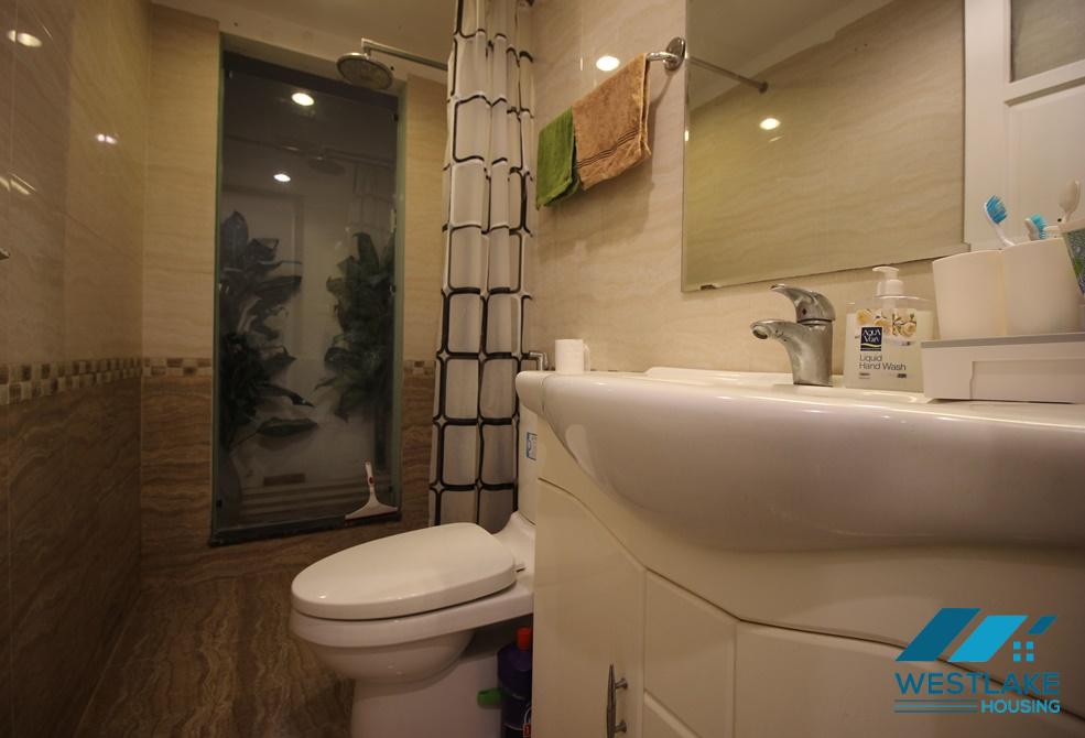 Lakeview two bedroom apartment for rent in Nhat Chieu st, Tay Ho district.