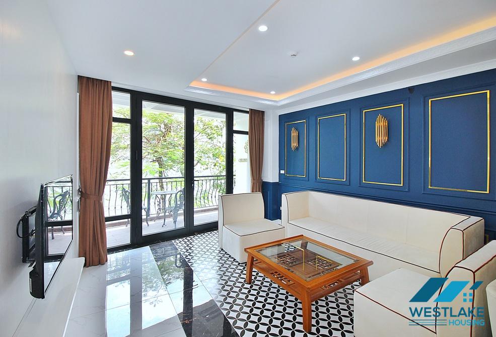 Large 02 bedrooms apartment for rent in Nhat Chieu st, Tay Ho District