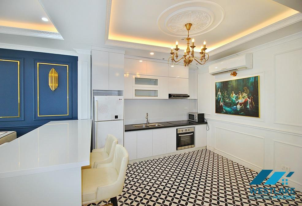 Large 02 bedrooms apartment for rent in Nhat Chieu st, Tay Ho District