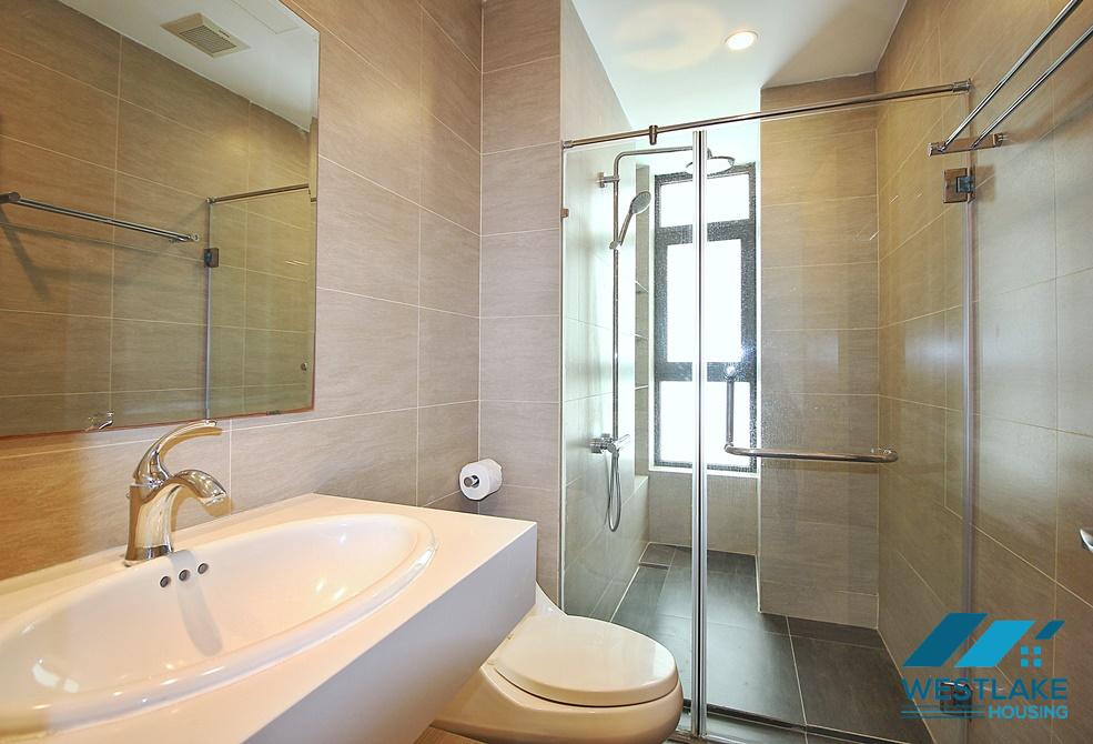 Căn Hộ 4 Phòng Ngủ Mới Rông Thoáng Mát Cho Thuê Tại Khu Vực Tây Hồ