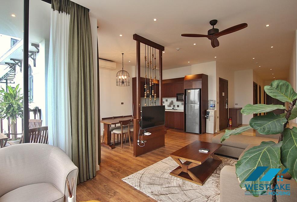 Cho Thuê Căn Hộ 3 Phòng Ngủ Rộng Đẹp Trên Phố Đặng Thai Mai, Tây Hồ