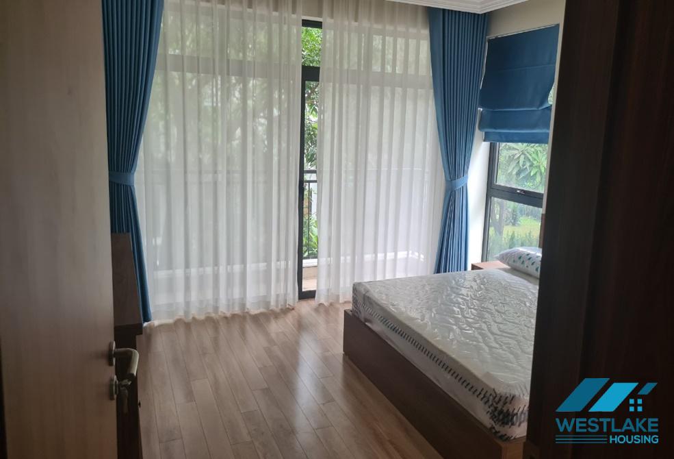 Nhà đẹp có sân vườn rộng cho thuê tại Ecopark, Long Biên Nhà đẹp có sân vườn rộng cho thuê tại Ecopark, Long Biên