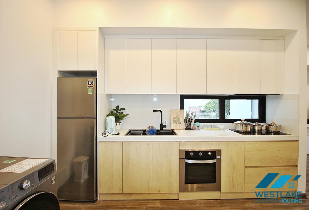 Spacious 2 beds apartment for rent in Tu Hoa area, Tay Ho