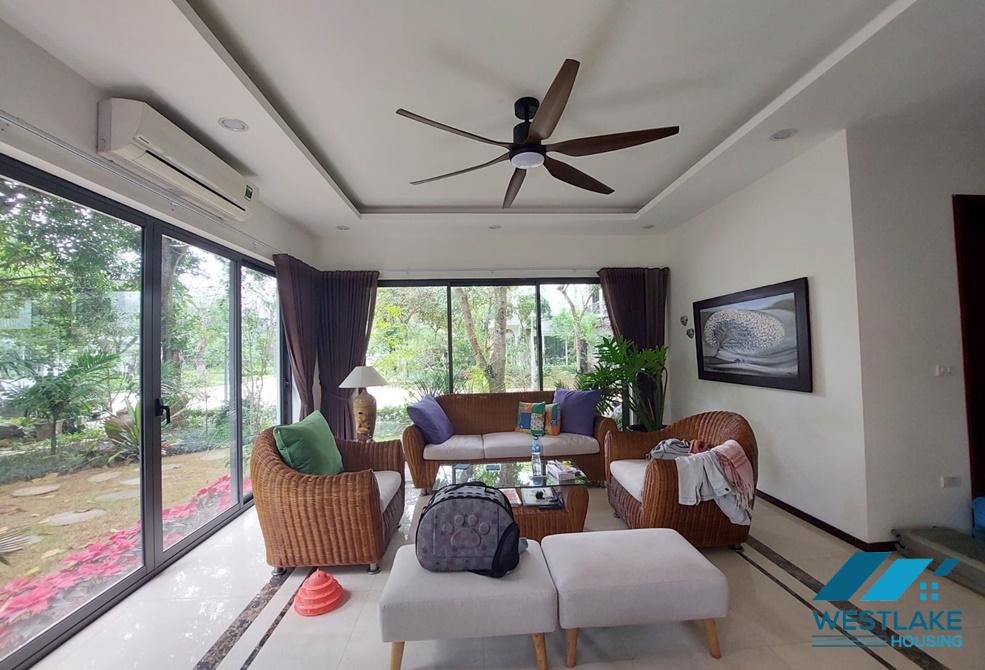 Biệt thự bốn phòng ngủ tuyệt đẹp cho thuê tại Ecopark Văn Giang Biệt thự bốn phòng ngủ tuyệt đẹp cho thuê tại Ecopark Văn Giang