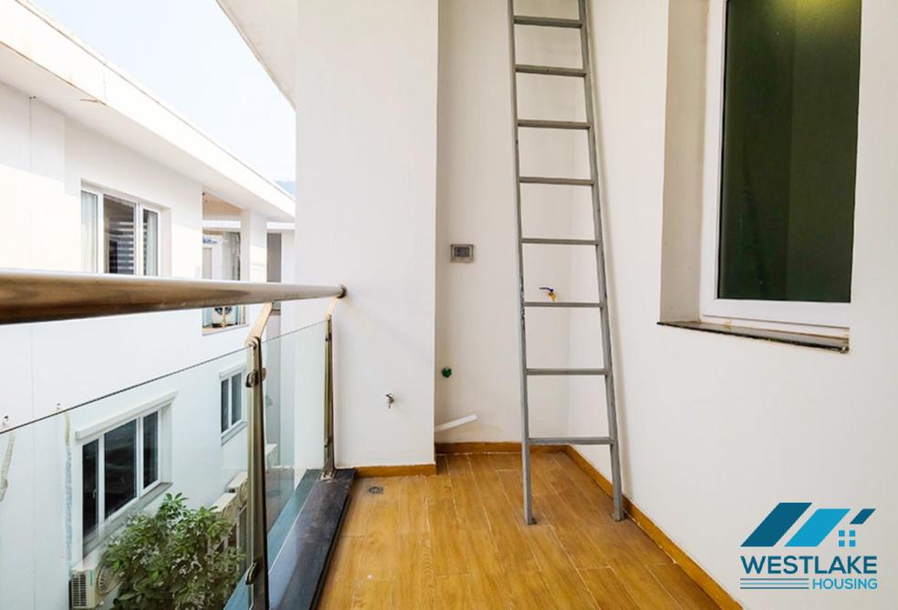 Nhà mới thiết kế đẹp cho thuê tại khu Ciputra, Hà Nội