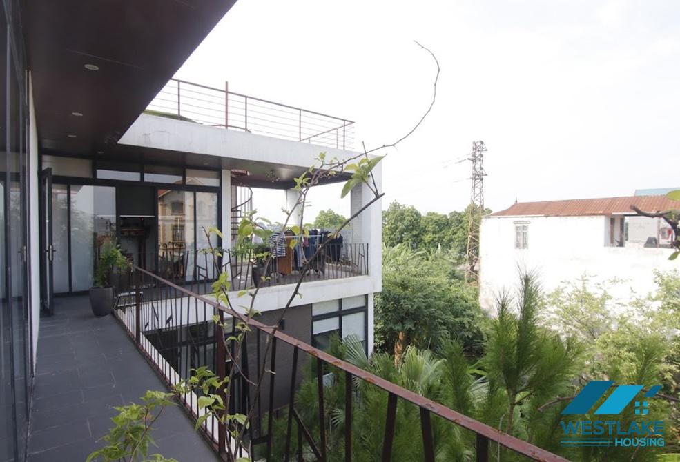 Nhà đẹp có sân vườn cho thuê tại khu vực Long Biên