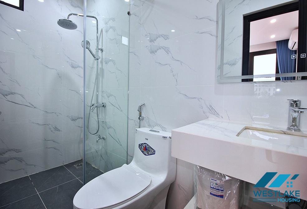 Cho Thuê Căn Hộ 2 Phòng Ngủ Hoàn Toàn Mới Tại Phố Âu Cơ, Quận Tây Hồ.