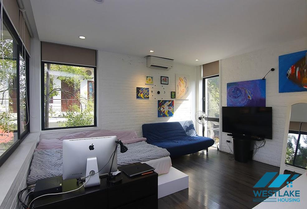 Beautiful house with garden for rent in Long Bien area