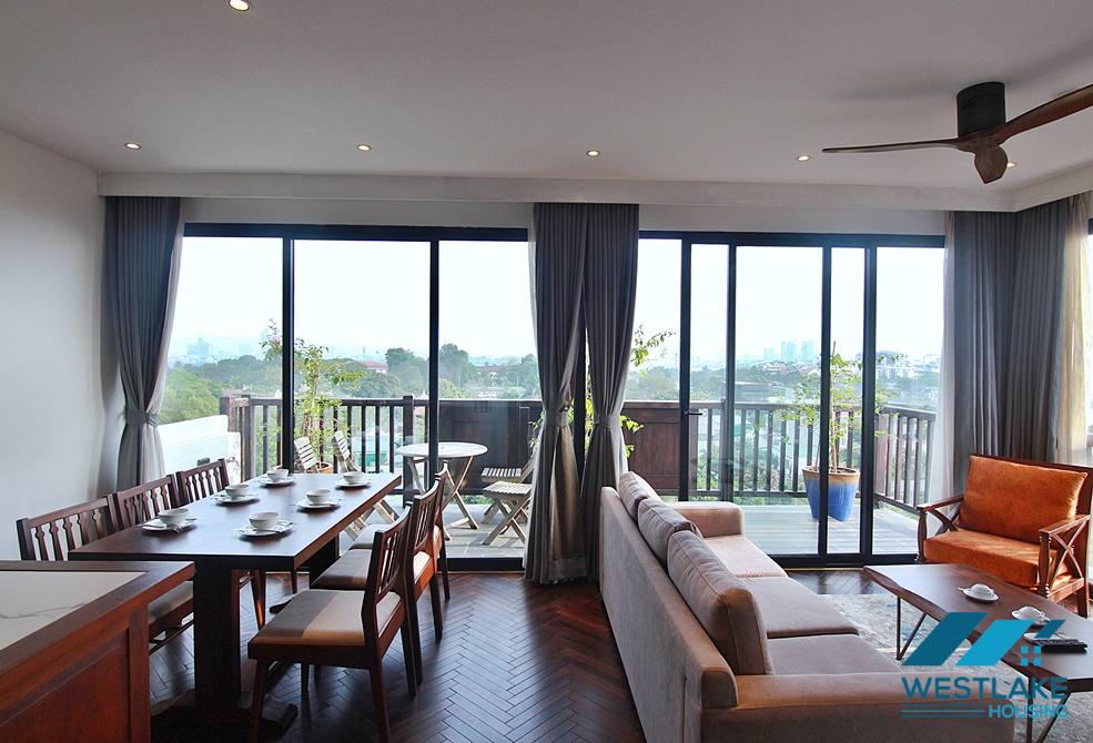 Căn Hộ 2 Phòng Ngủ Mới View Hồ Tuyệt Đẹp Cho Thuê Tại Đặng Thai Mai, Tây Hồ