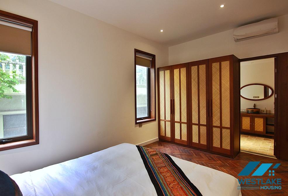 A stunning lake view 2 bedroom apartment with balcony in Tay ho, Ha noi