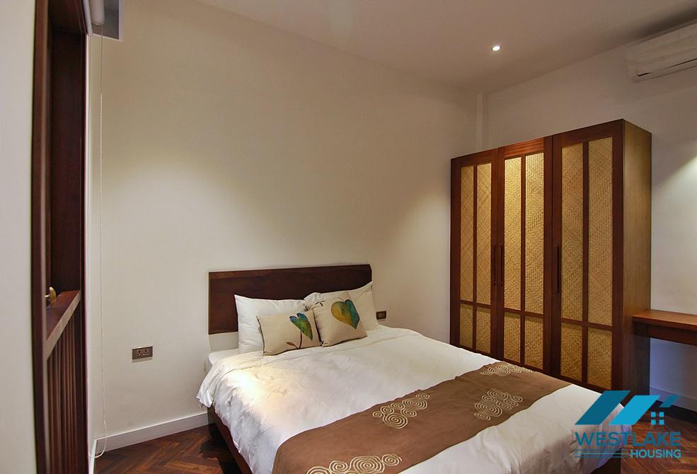 A stunning lake view 2 bedroom apartment with balcony in Tay ho, Ha noi