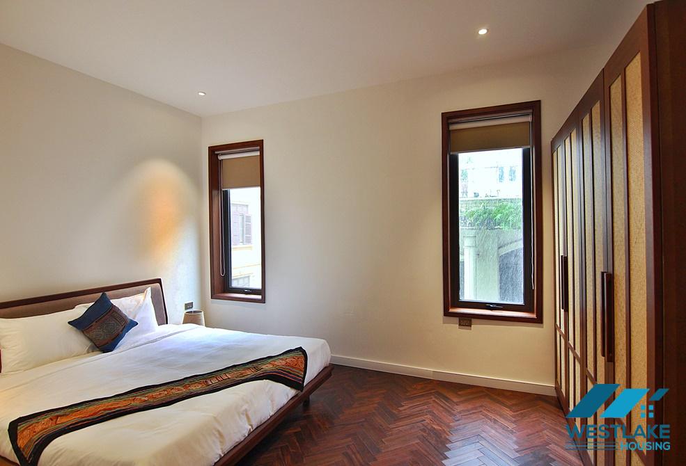 A stunning lake view 2 bedroom apartment with balcony in Tay ho, Ha noi