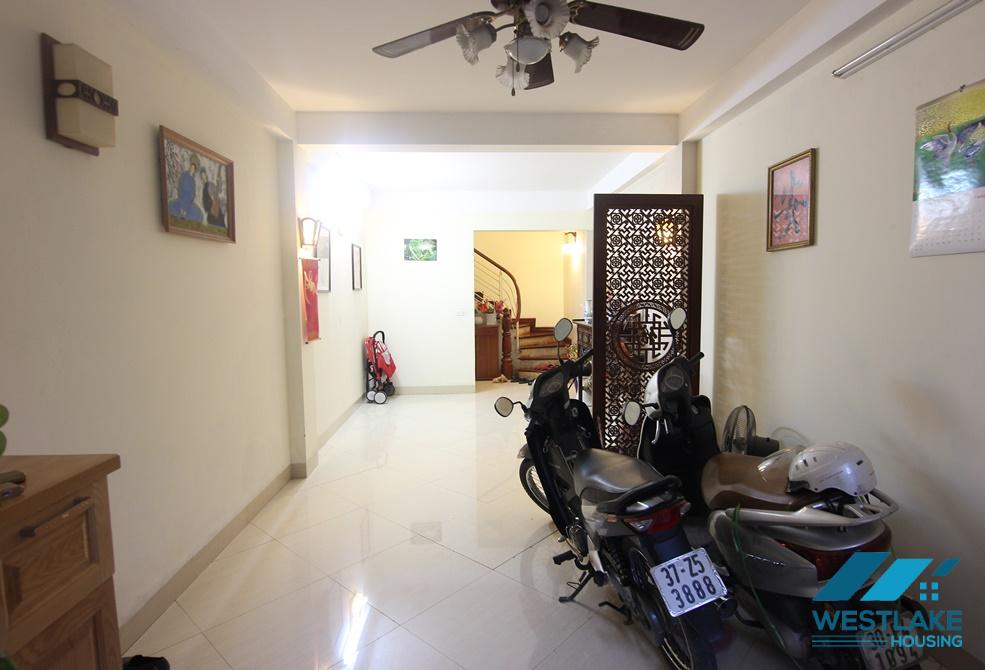 A 2 bedroom house in Tay ho area for rent 