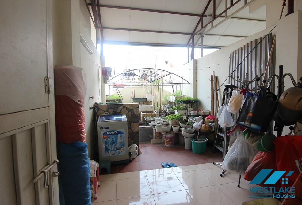 A 2 bedroom house in Tay ho area for rent