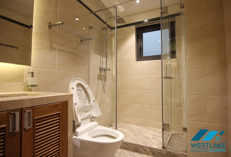 A nice 1 bedroom apartment with gym in Trinh cong son, Tay ho