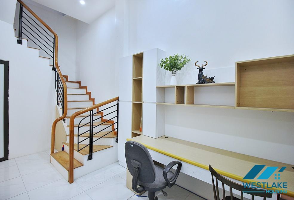 Một Ngôi Nhà 1 Phòng Ngủ Đẹp, Rông Thoáng Cho Thuê Tại Tây Hồ, Hà Nội